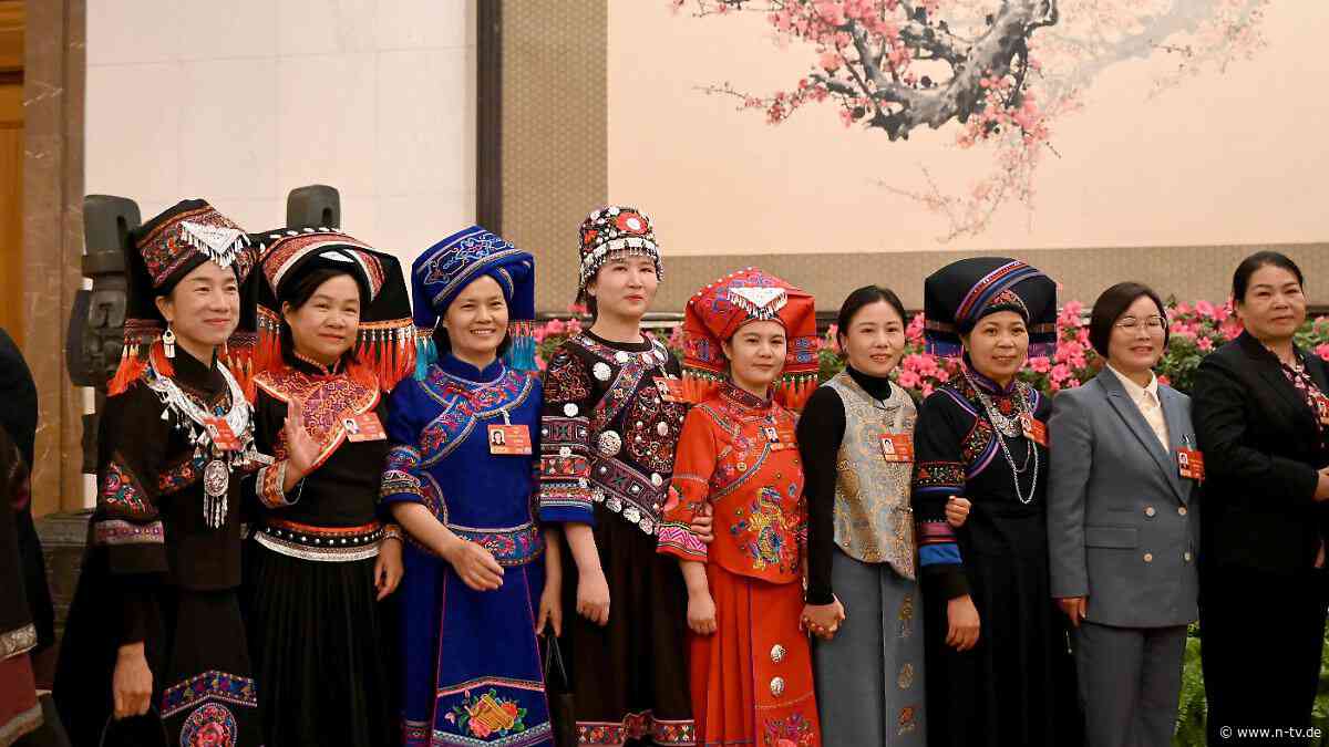 Minderheiten in China: Berlin besorgt über Pekings Gesetz zu "ethnischer Einheit"