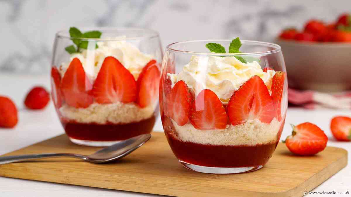 Delicious Wimbledon Pimms trifle recipe is easy to make and only takes 20 minutes to bake