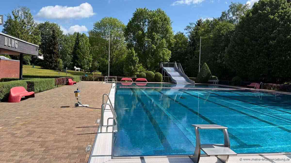 Bürger kommen Bitte nicht nach: Bürgermeister verordnet Freibad-Schließung zum Höhepunkt der Hitzewelle
