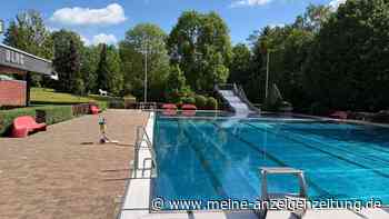 Bürger kommen Bitte nicht nach: Bürgermeister verordnet Freibad-Schließung zum Höhepunkt der Hitzewelle