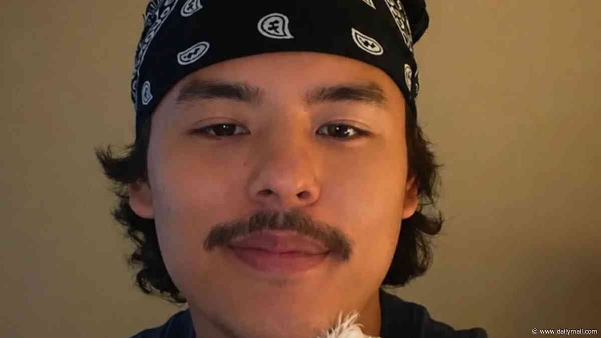 Kate Gosselin's estranged son Collin sends warning to her ahead of the release of his tell-all memoir