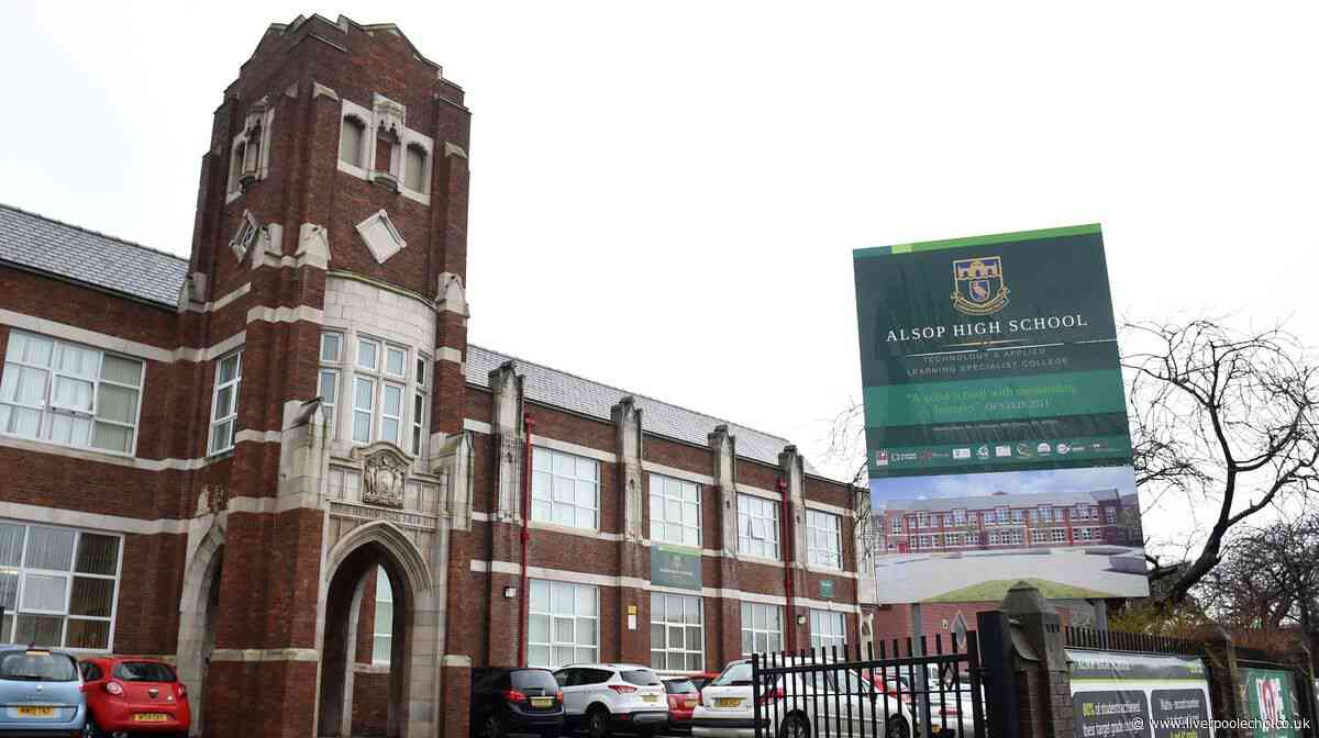 Walton schoolgirl 'embarrassed' after what teacher said during 33C heatwave