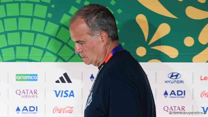 Seleccionado uruguayo defendió a Bielsa: "Se manipuló la información para dejarlo mal"
