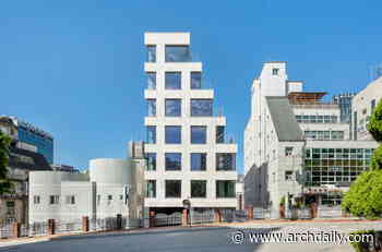 YP Building / Simplex Architecture