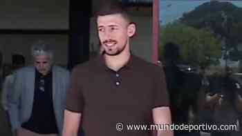 Lenglet ya está en Portugal para firmar por su nuevo club