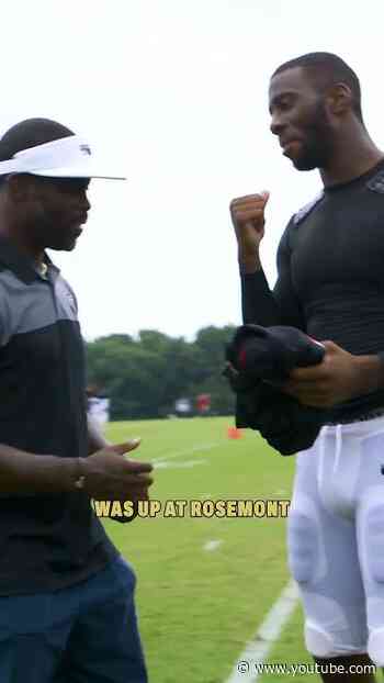 Kyle Pitts Sr. Gifts Michael Vick a Jersey for his collection 🤩  #atlantafalcons #football
