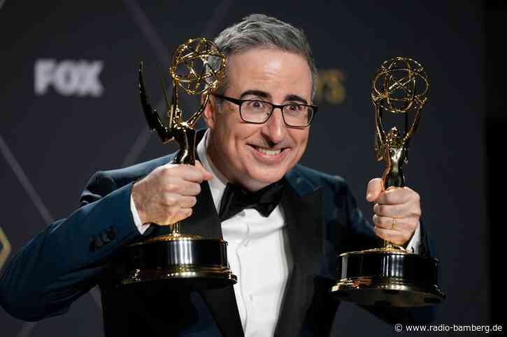John Oliver ergattert Rollen in zwei Serien