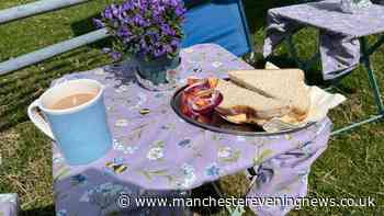 The picture-perfect dinky café by the M62 people say is a 'corner of paradise'