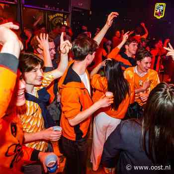 Nachtje door voor Oranje? Slaapexpert geeft tips voor de WK-kraker