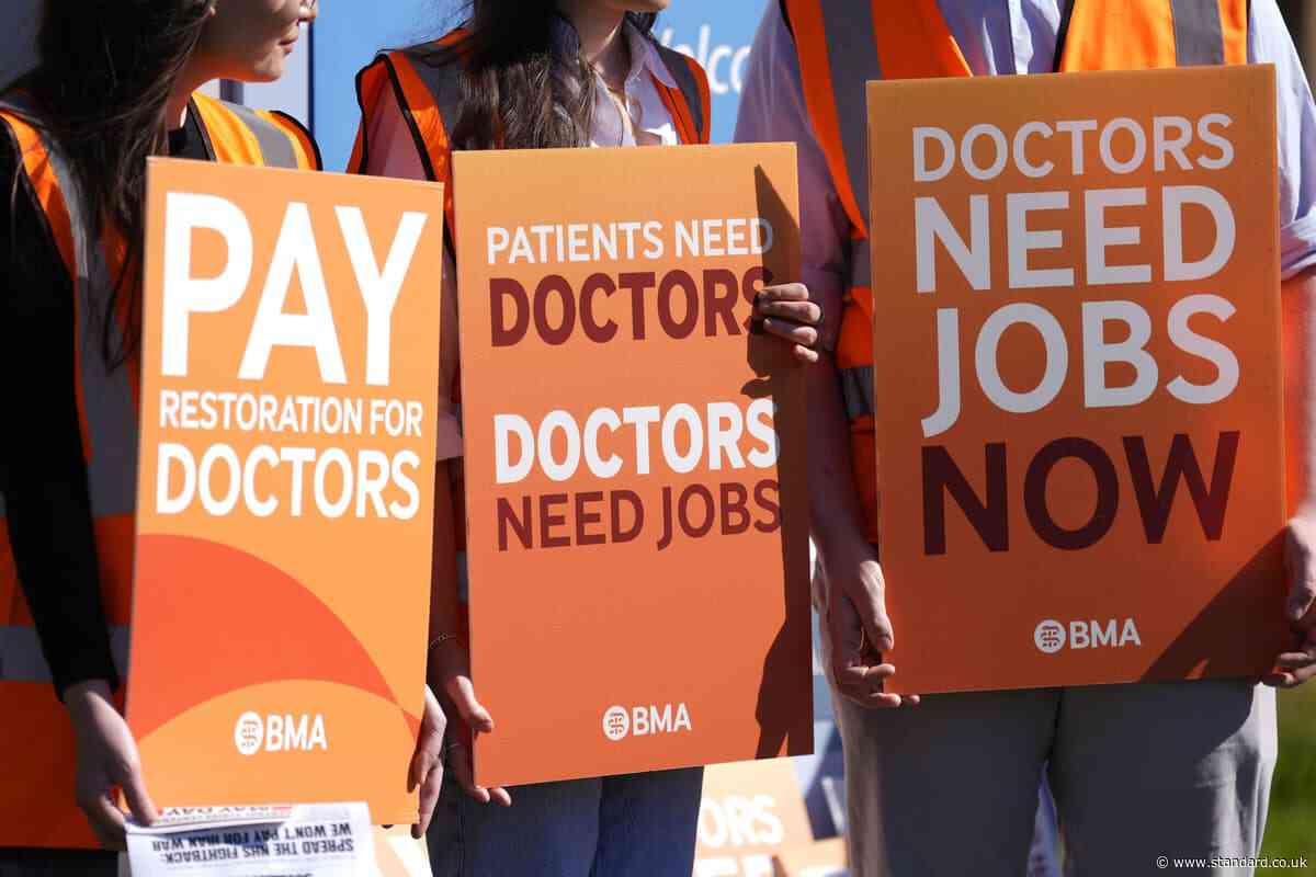 Resident doctors accept pay deal to end strikes