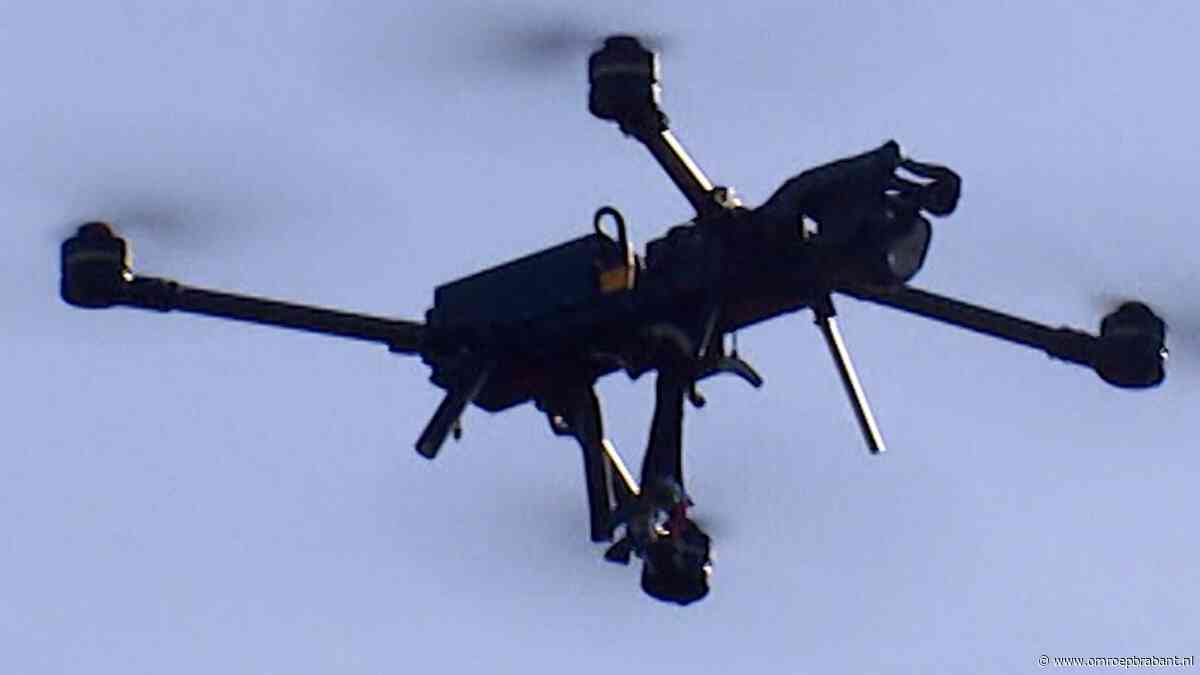 Drones zelf neerhalen en paspoort kwijt: dit mag je maandag niet missen