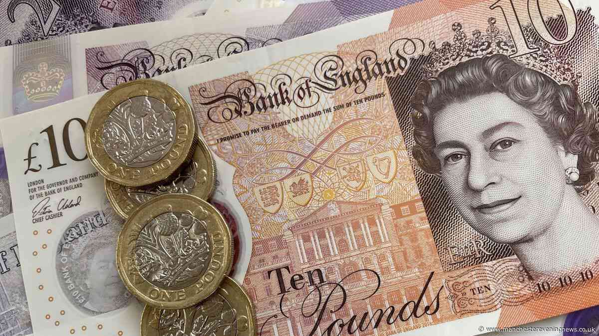 HMRC say more than 750,000 people could be entitled to unclaimed £2,200 pay out each
