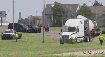 I-35, I-240 ramps reopen after stuck commercial vehicle