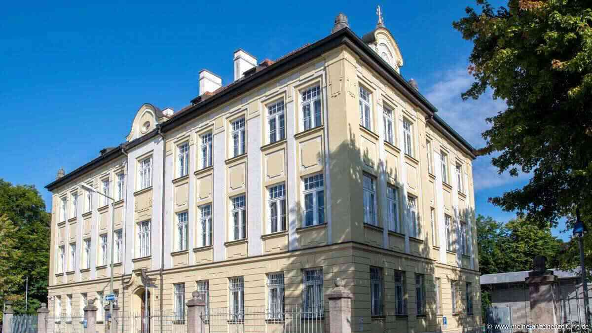 Polizei Freising öffnet ihre Tore: Diensthunde und Blaulicht-Schau