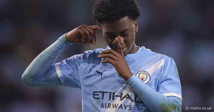 Manchester United looking to snap up two Man City prospects