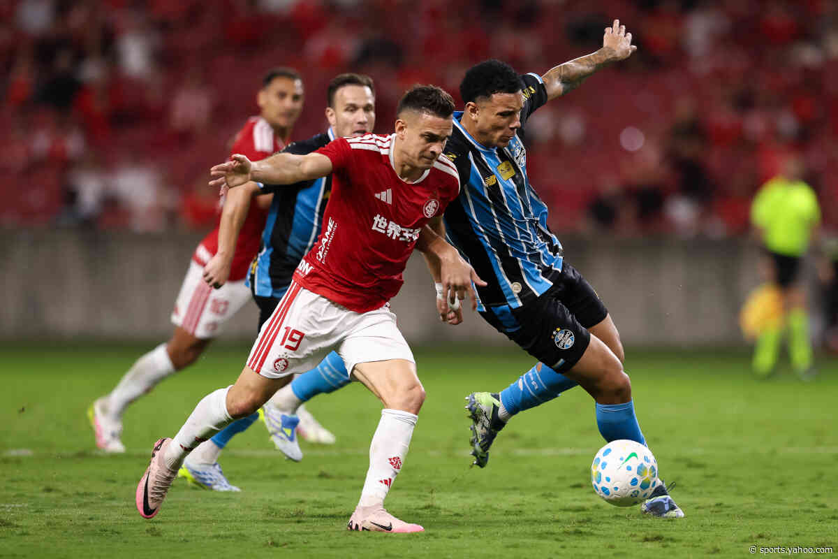 Viery set for Fiorentina medical after €13m plus bonus deal with Gremio