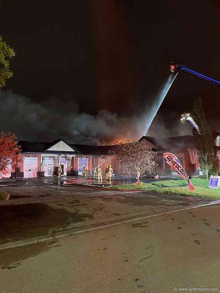 Airdrie Fire responds to overnight fire at strip mall