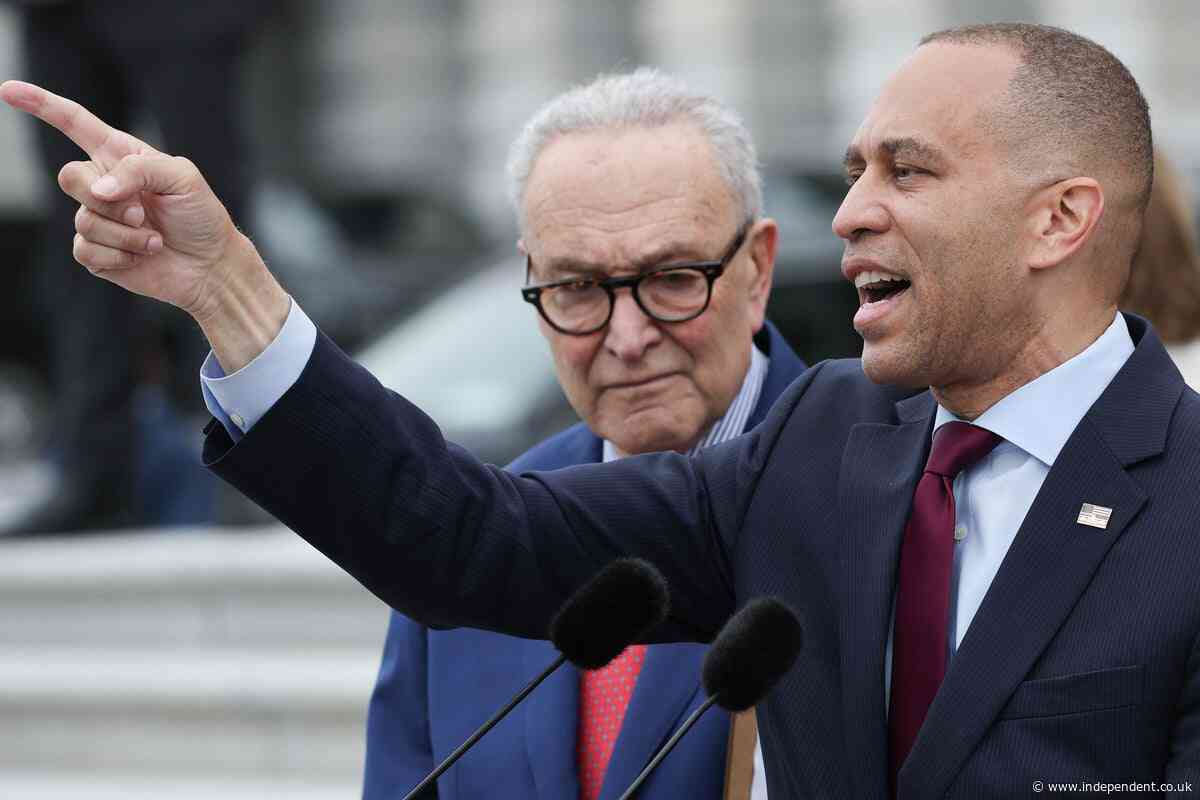 Both Democratic Party leaders look weak — but one appears ready to fall
