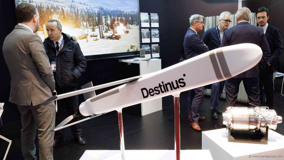 Deze ’ijshockeypuck’ van TNO en Destinus spoort raketten en drones ook in meest barre weer op: ’Versterking defensie nodig’