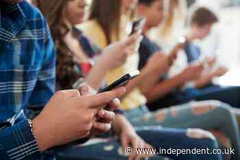 School smartphone bans ‘ineffective’ and ‘overly simplistic’, study finds