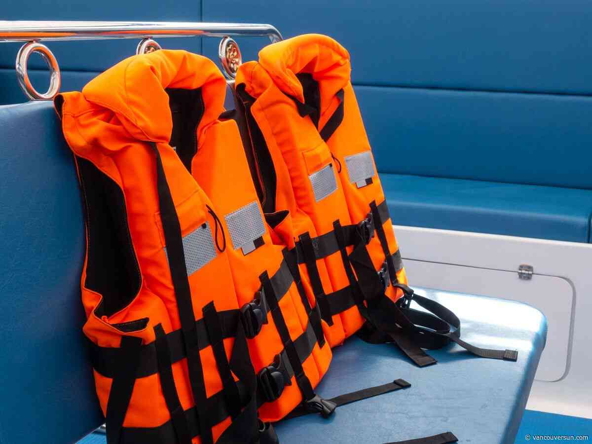 B.C. drownings: What are the regulations around life-jackets and charter boats?