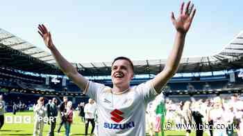 Cheltenham heading in right direction, says Tomlinson
