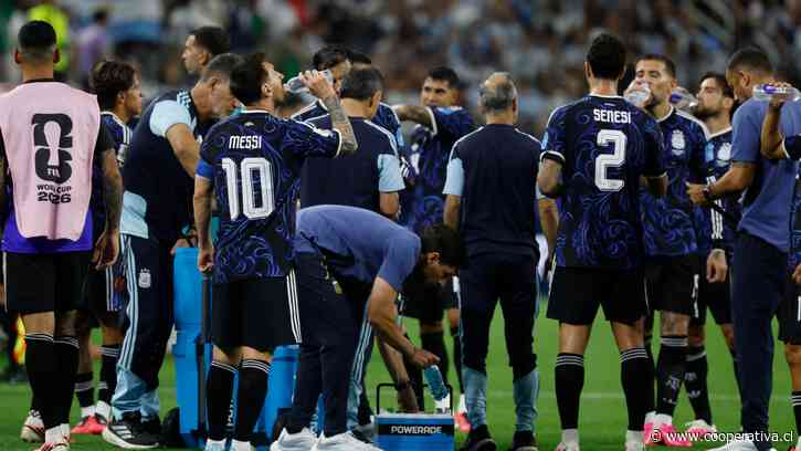 Grupo técnico de FIFA avaló pausas de hidratación aunque admitió que rompen dinámicas