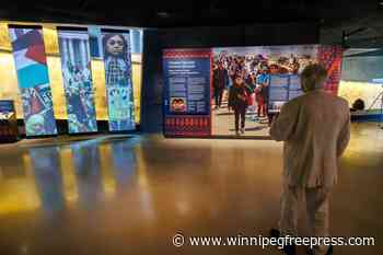 Minister rebukes museum on exhibition