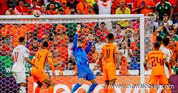 Oranje komt wat beter in de wedstrijd tegen Marokko, Van Hecke loopt hoofdwond op bij botsing