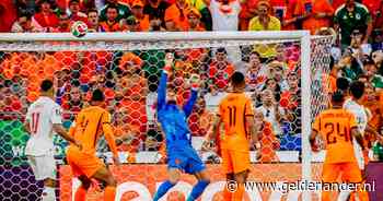 LIVE WK voetbal | Oranje met ongewijzigd elftal begonnen aan tweede helft van intens duel met Marokko