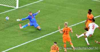 LIVE WK voetbal | Wat een redding! Verbruggen behoedt Oranje met geweldige reflex voor achterstand