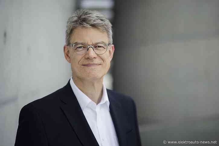 Schnieder fordert „deutliche Verbesserungen“ zu CO₂-Vorgaben