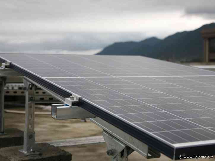 Fotovoltaico per le famiglie a basso reddito: come funziona il Reddito Energetico Nazionale