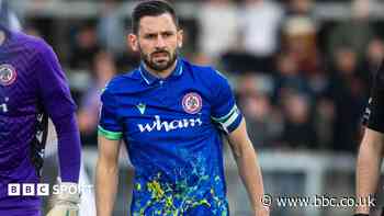 Skipper Conneely signs new deal with Accrington