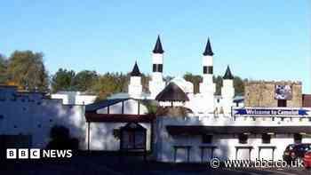 Homes approved for abandoned theme park