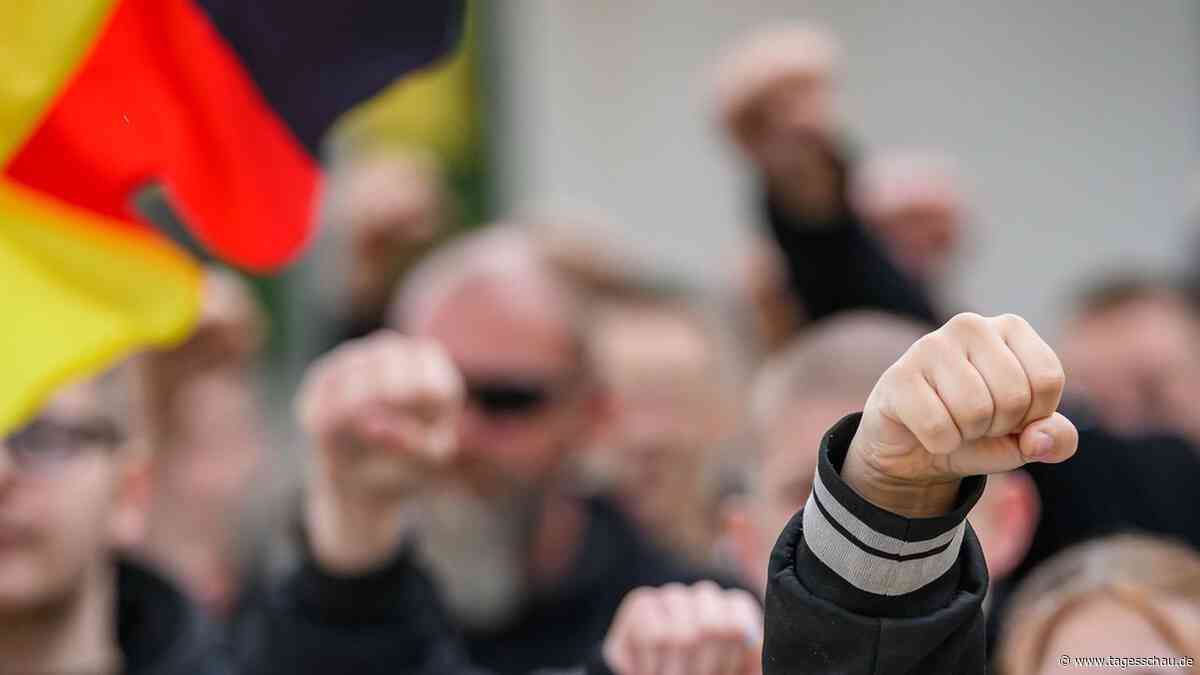 Verfassungsschutz: Zahl extremistischer Personen so hoch wie nie