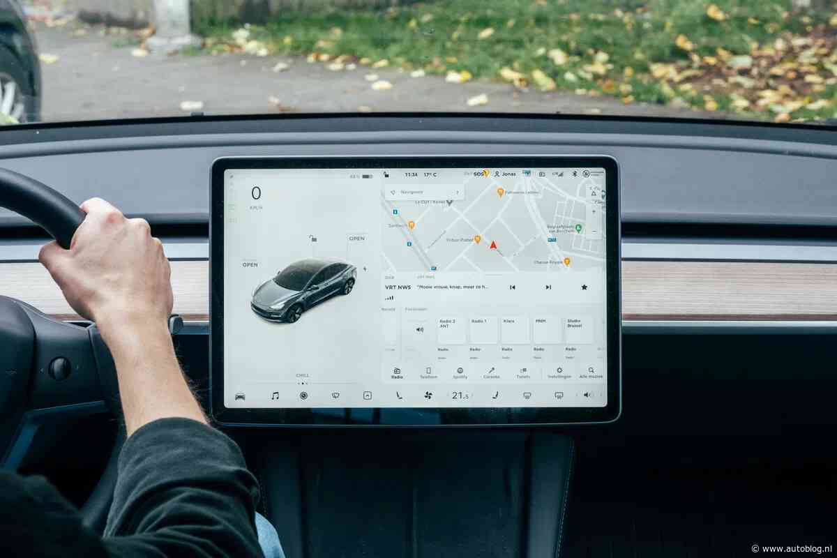Dit is de echte reden waarom mensen schermen in hun auto's haten