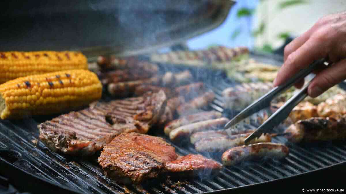 Grillabend endet unschön: Altöttinger Familienvater setzt Poolverkleidung in Brand