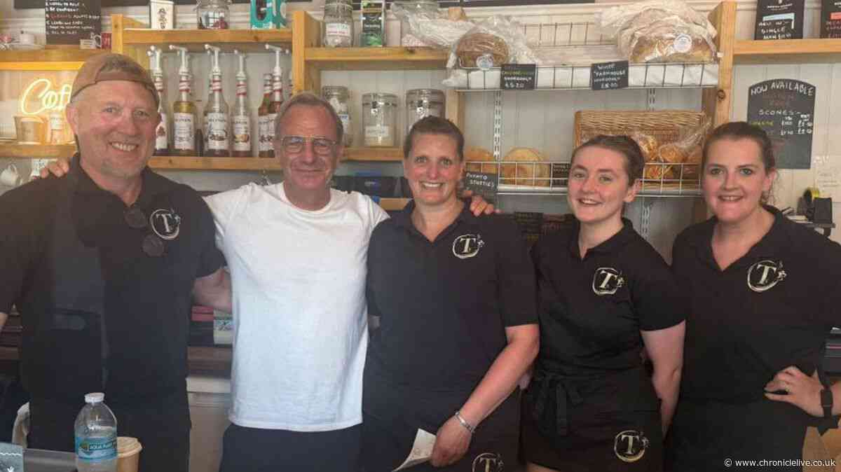 Robson Green takes break from BBC filming to get coffee from 5 star Northumberland café