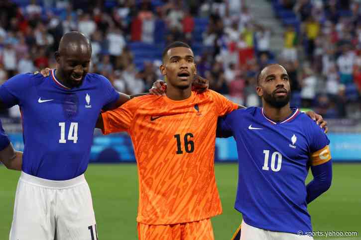 Aston Villa hold talks with Toulouse’s Guillaume Restes
