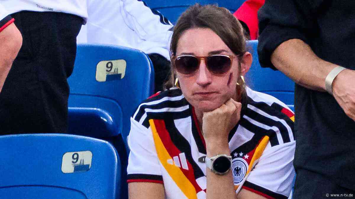 Beim WM-Aus auf der Tribüne: Lena Nagelsmanns Gesicht spricht Bände