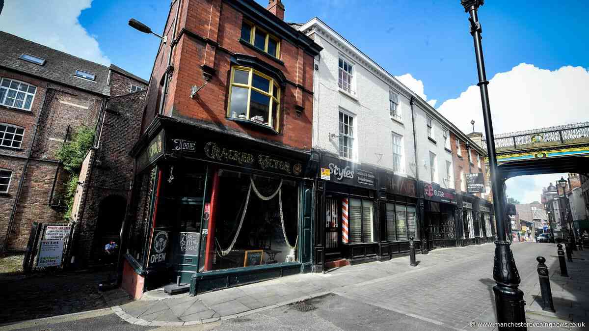 Bar hailed as 'one of best spots in Stockport' announces closure