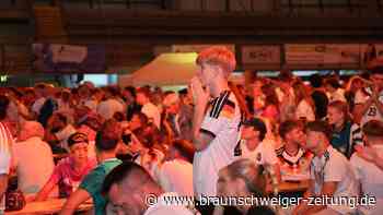 Enttäuschung in Salzgitter: 69 emotionale Fotos vom WM-Public-Viewing