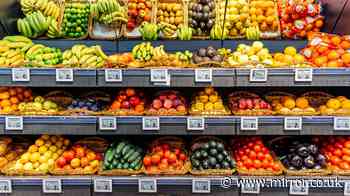 Heart doctor names 4 best fruits to lower heart disease risk