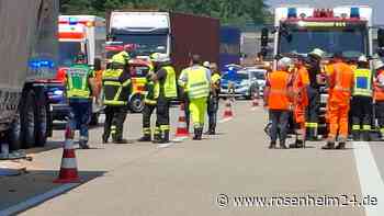 Schwerer Lkw-Unfall auf A93 – Autobahn ab Brannenburg komplett gesperrt