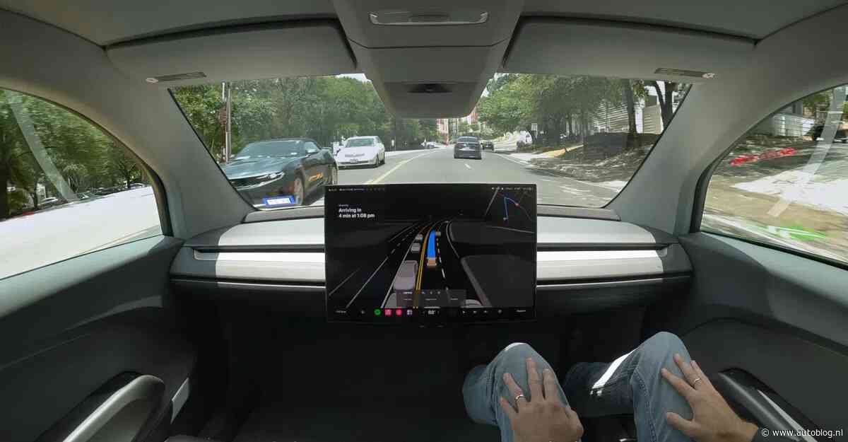 Pas op! De Tesla Cybercab rijdt op de openbare weg