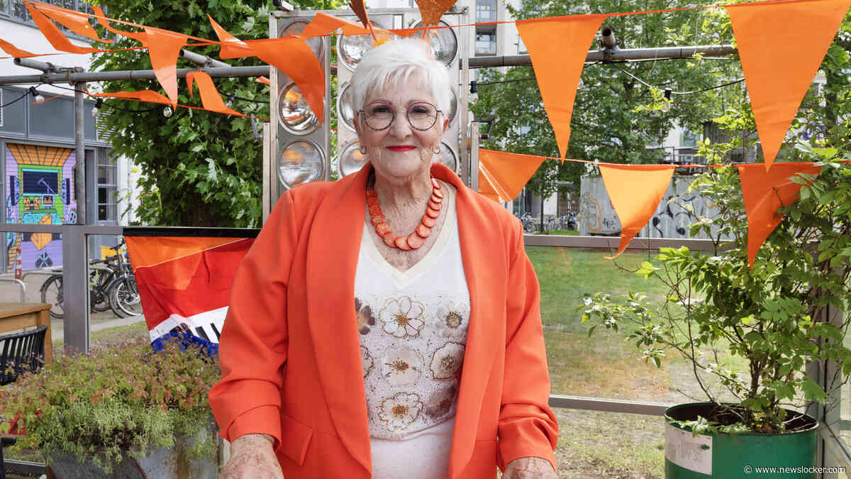 Orgel Joke teleurgesteld, maar blijft vol goede moed na mislopen WK-optreden: ’Mijn keyboard is helemaal oranje en dat laat ik ook gewoon zo’