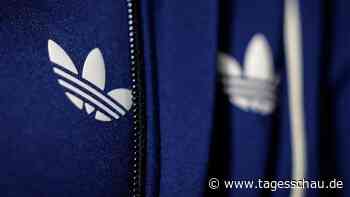 Nach WM-Aus der Deutschen: Adidas-Aktie knickt ein