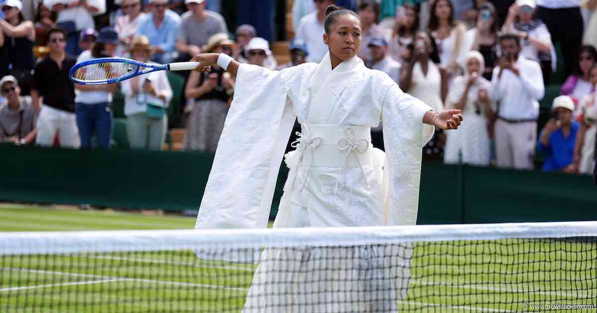 Japanse details en een knipoog naar Hollywood: ook op Wimbledon steelt Naomi Osaka de show met opvallende outfit