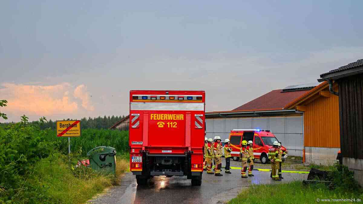 Blitz, Starkregen und Hagel bereiteten den Feuerwehren rund um Bruckmühl einen langen Abend